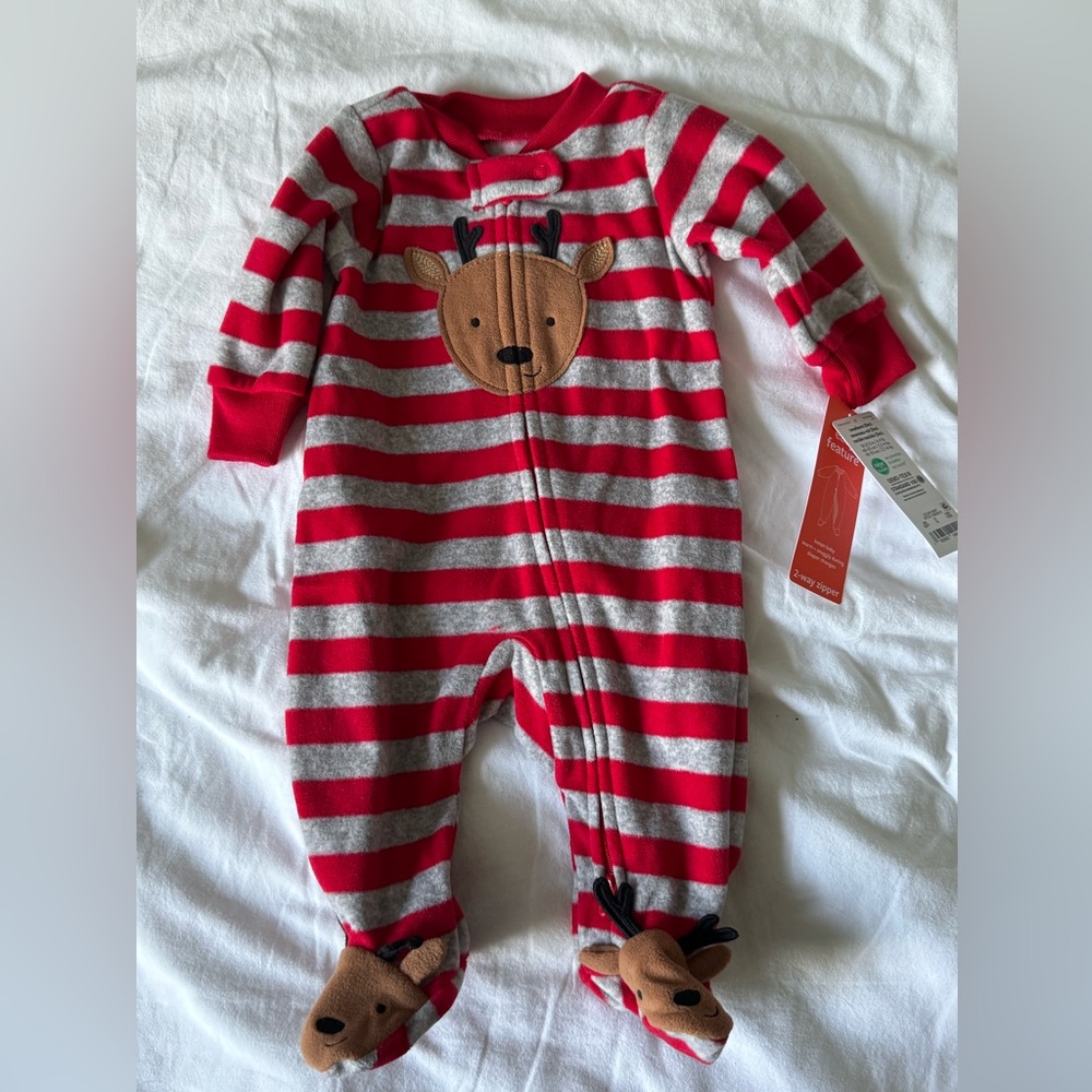 Carter’s newborn Christmas pajamas NWT